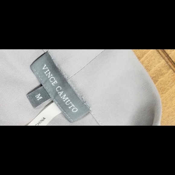 (3/$23) Vince Camuto Dressy Business Top - Picture 2 of 2